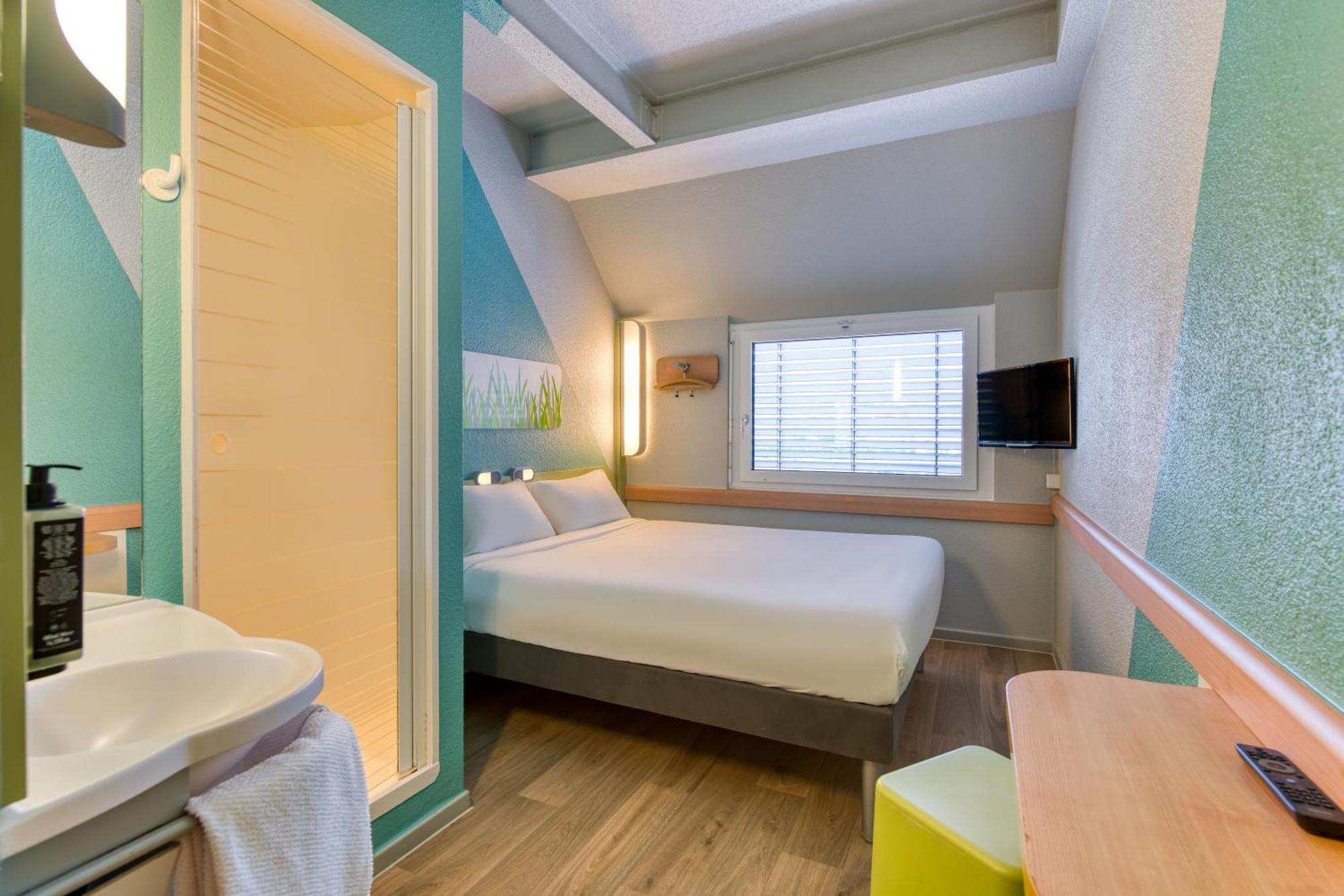 Ibis Budget *